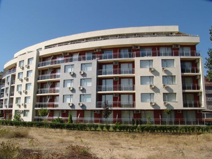 Aparthotel Ruby Sunny Beach Esterno foto