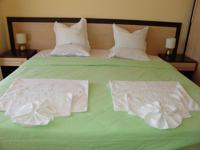 Aparthotel Ruby Sunny Beach Esterno foto